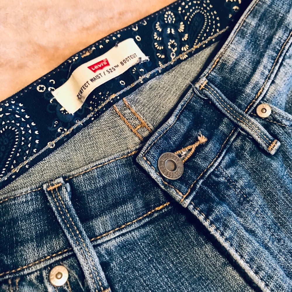 LEVI STRAUSS & Co Ladies PERFECT WAIST 525 BOOTCUT